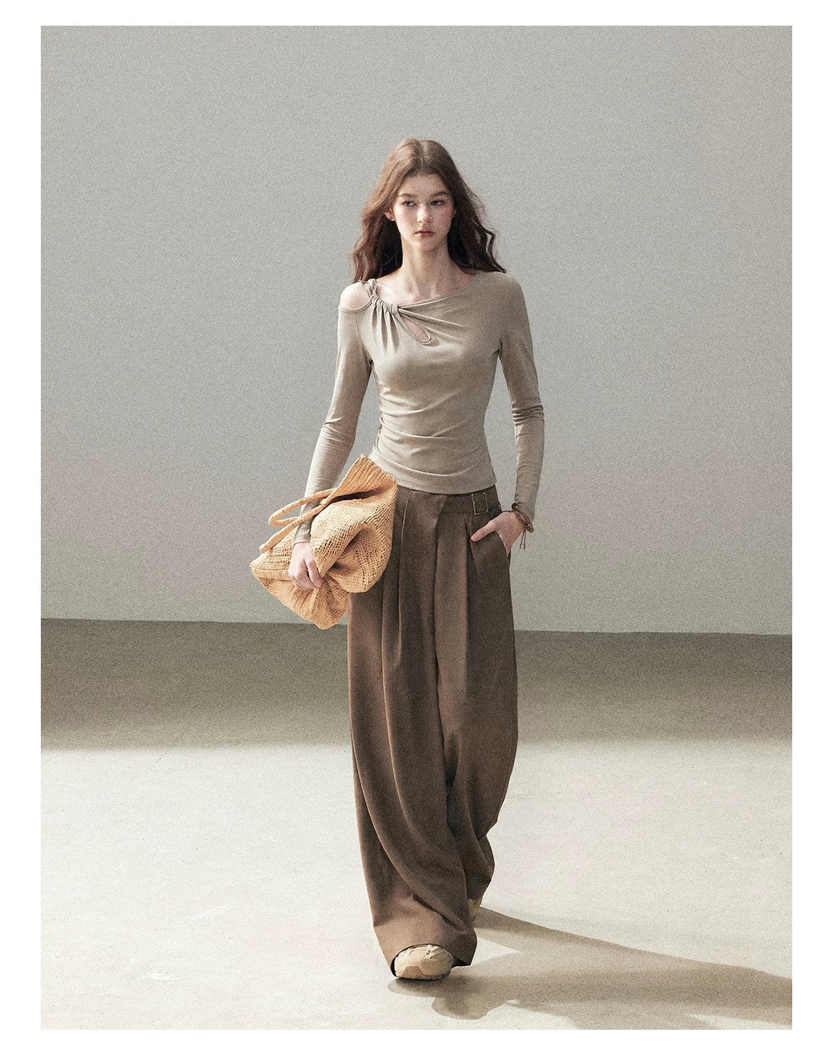 AOMALM - "A Touch of Autumn" Loose Relaxed Balloon Wide-Leg Pants With Belt (Dusty Taupe Brown / Quiet Black)