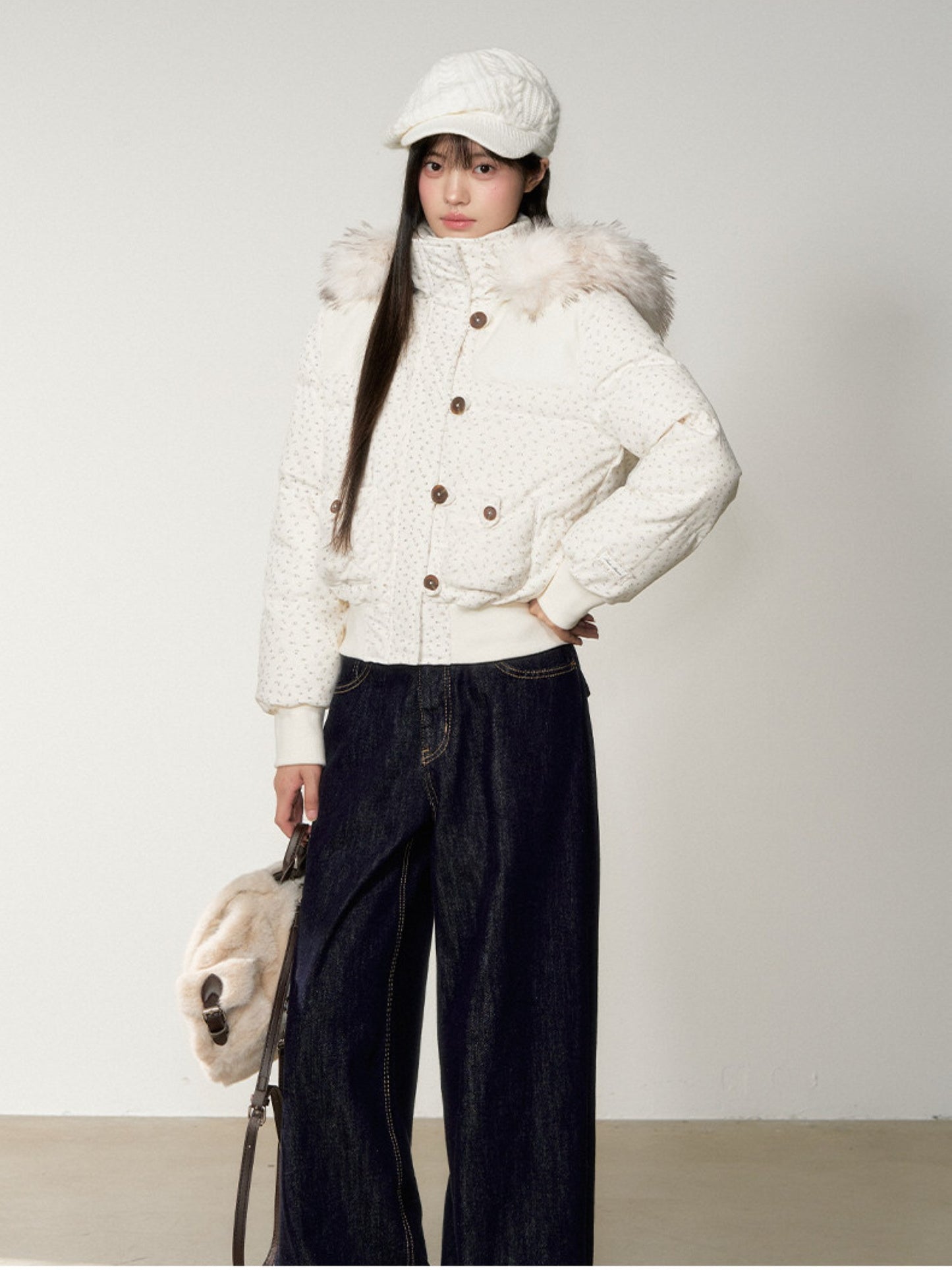 Soote Season - White Floral Faux Fur Collar Cropped Hooded Down Jacket