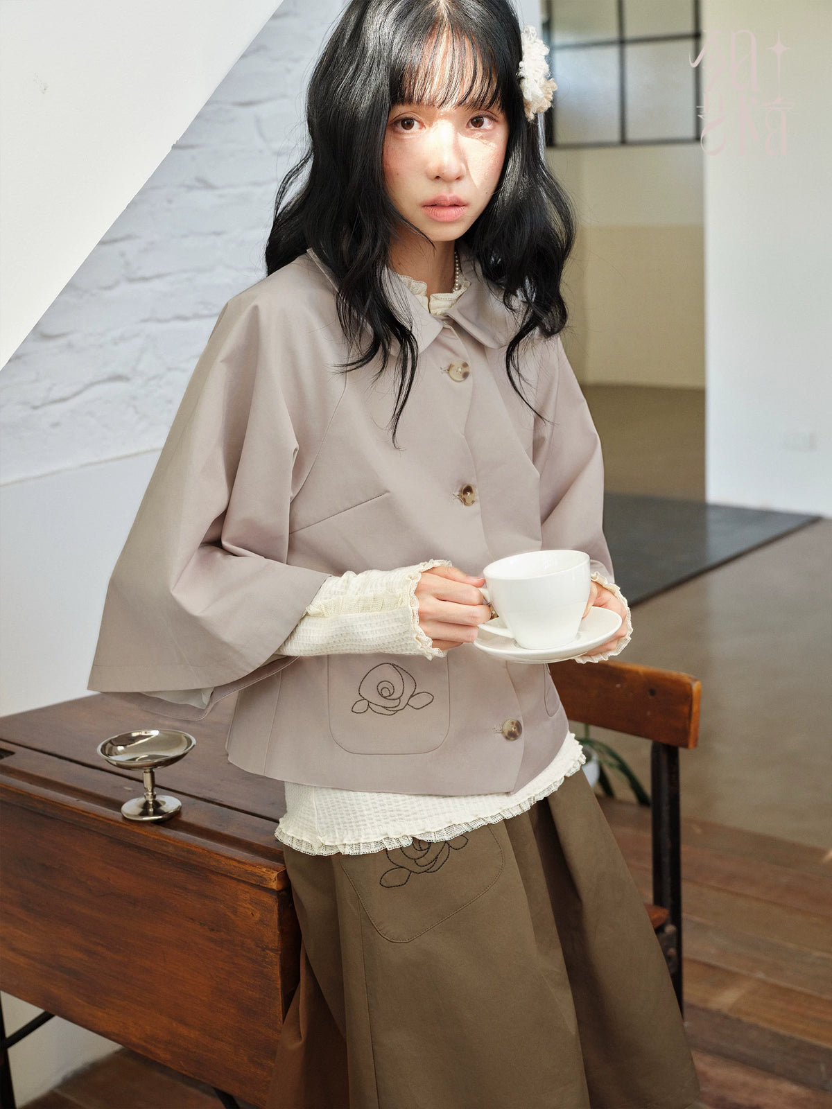 DAILY ARTIST - Taupe Brown Rose Embroidered Cape-Sleeve Jacket