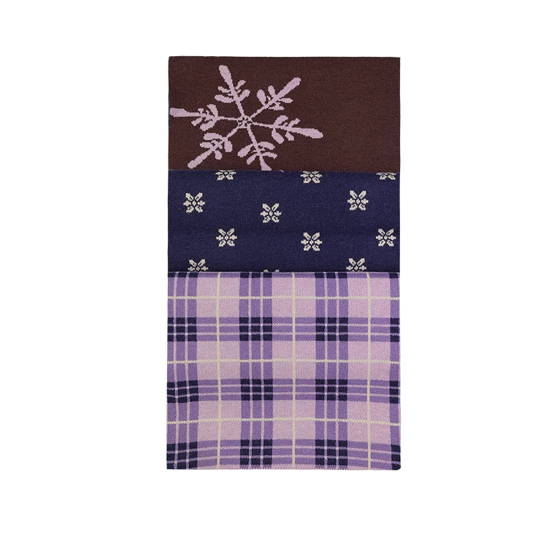 Japanese Lifestyle-Inspired Two-Tone Knit Snowflake Scarf