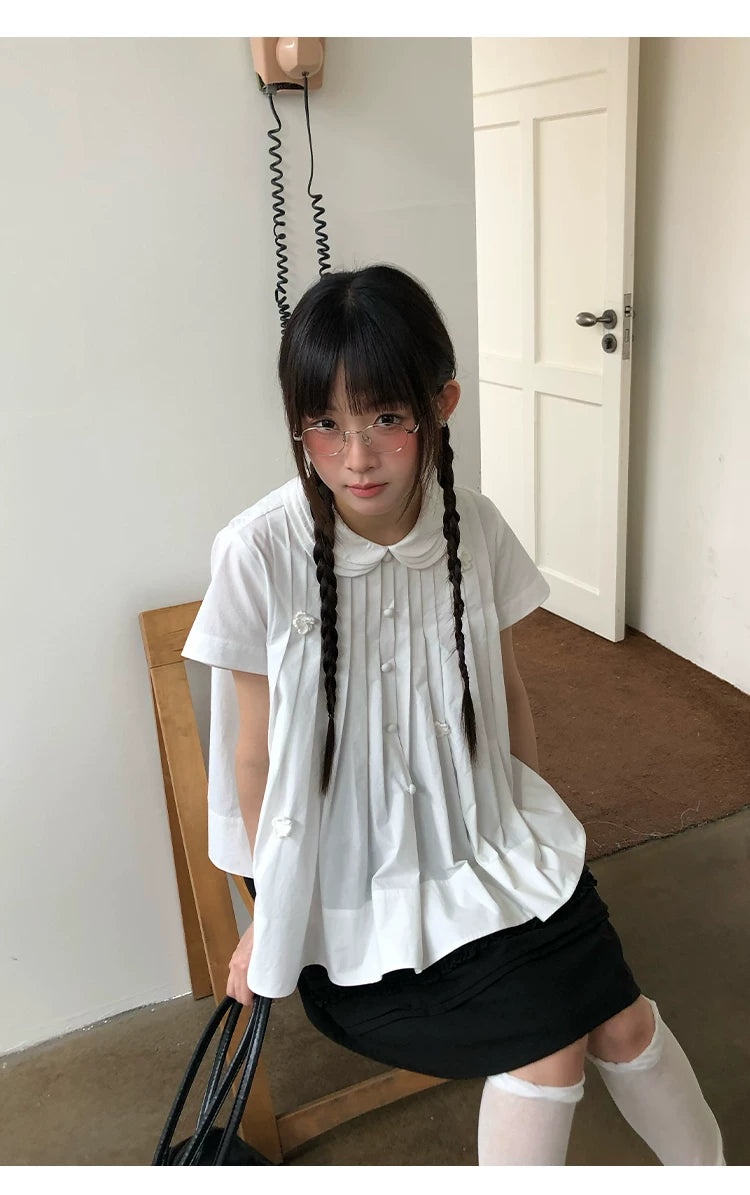 "Hyacinth Letter" White Cotton Peter Pan Collar Pleated Blouse