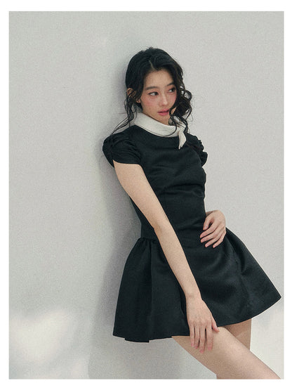少也眼 “Satin Poise” Tranquil Black Puff Sleeve French A-Line Dress 145