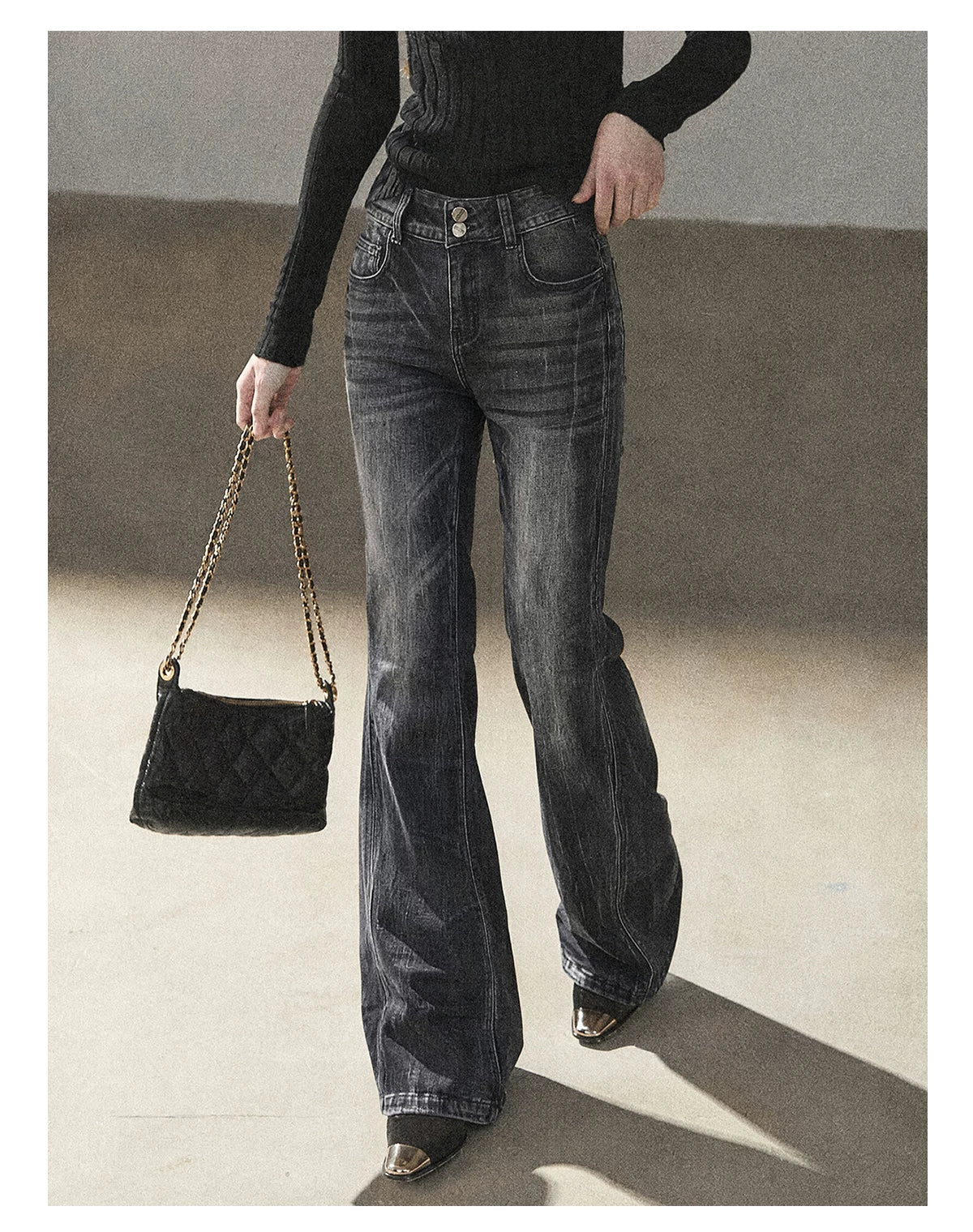 AOMALM - “Her Shoreline” American Vintage Slim Flare Jeans (Rock Black / Vintage Blue)