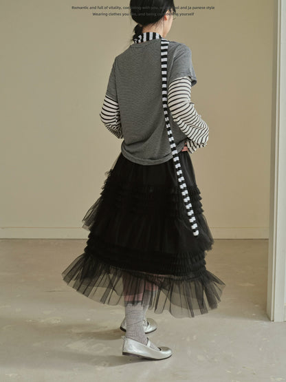 "Lazy Echo" Layered Stripe Long Sleeve Knit T-Shirt (Black Stripe / Gray Stripe)