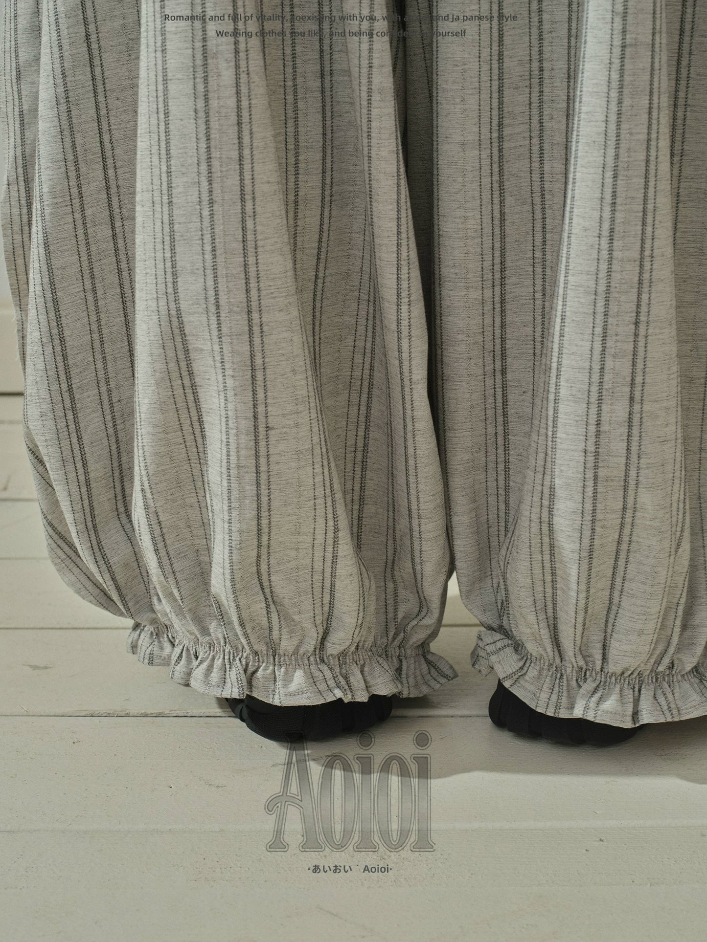 "Vintage Drift" Gray Striped Balloon Wide Leg Trousers