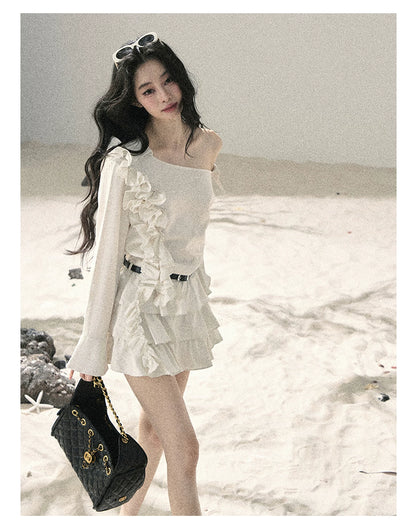 "Petals of Early Summer" Mist White Ruffle One-Shoulder Cake Dress (With Belt) 58648