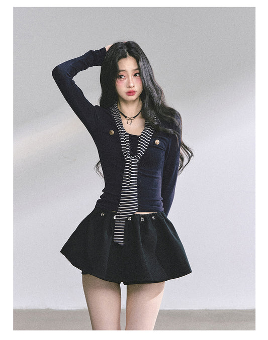 少也眼 "High-Mind Lady" American-Style Tee with Striped Neck Tie - Navy 145846315