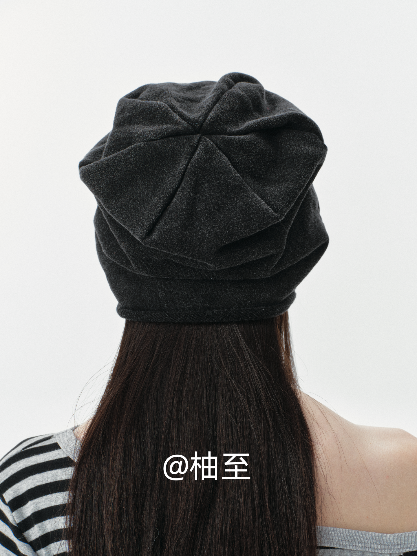 Black Star Print Slouchy Beanie – Oversized Star Head Wrap Hat