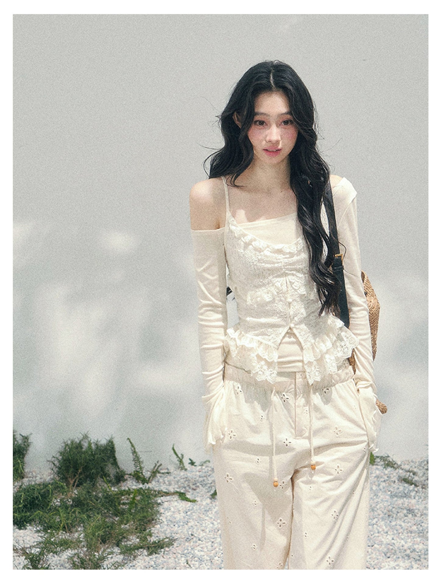 少也眼 “Lace Over the Shoulder” Asymmetrical Layered Lace Long Sleeve Top 45635485