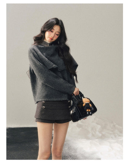 少也眼 "When Clarity Falls" Dusk Gray Layered Shawl Knit Sweater