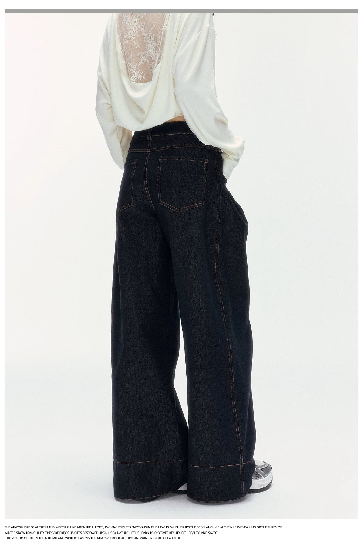 24olvides - Low-Rise Flare Jeans with Vintage Stud Details