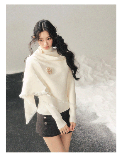 少也眼 "Speechless Under the Full Moon" Camellia White French Turtleneck Knit & Shawl Set