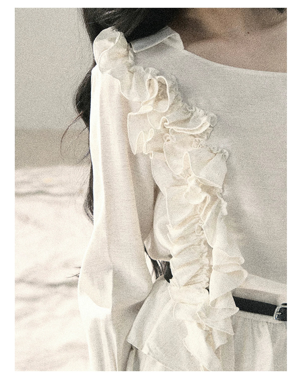 "Petals of Early Summer" Mist White Ruffle One-Shoulder Cake Dress (With Belt) 58648