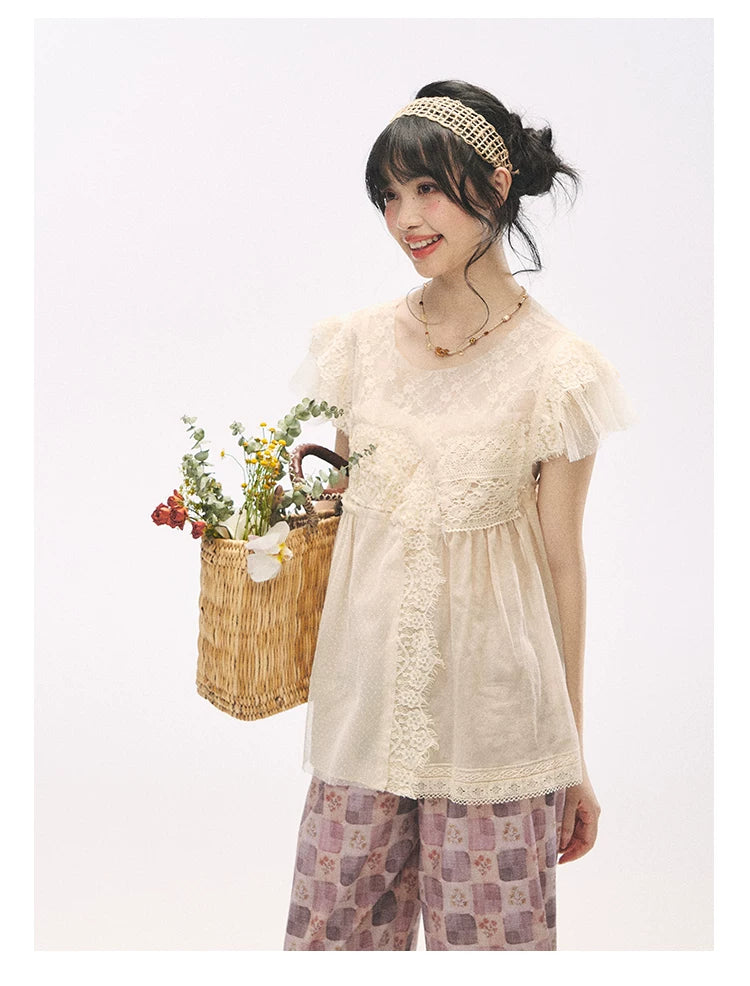 "Apricot Blossom Letter" Oatmeal Lace Patchwork Short Sleeve Blouse