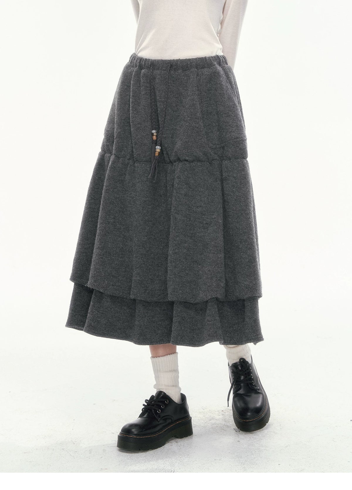 [CAN] Dark Gray Tiered Wool-Blend Midi Skirt
