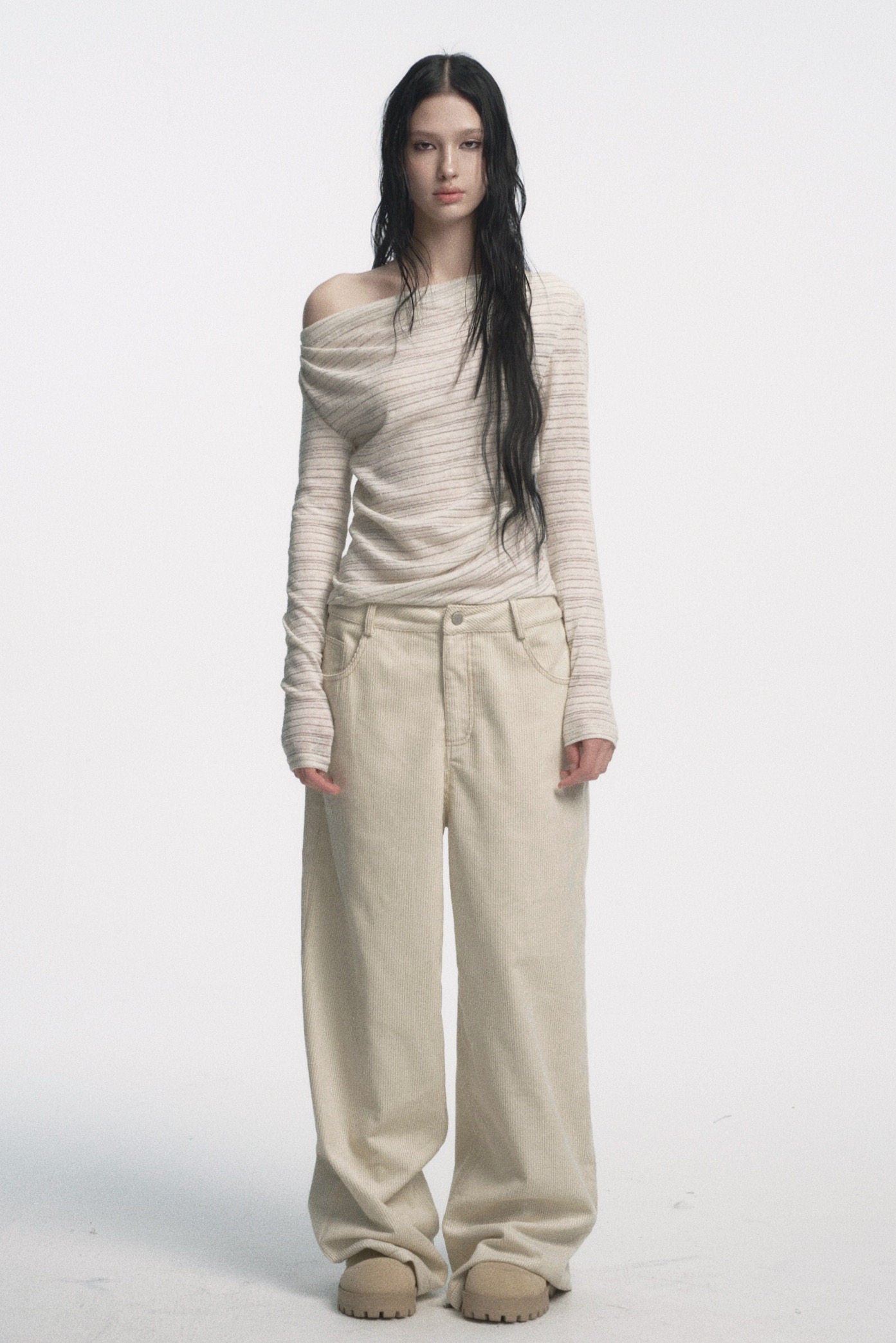 Muirgen - Ivory Silver-Thread Asymmetrical Off-Shoulder Fitted Top