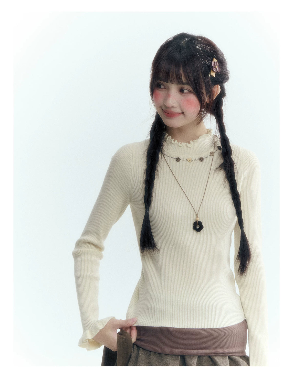 Horridale - Vintage Ruffle-Trim Wool-Blend Mock Neck Top (White Almond / Dark Gray)
