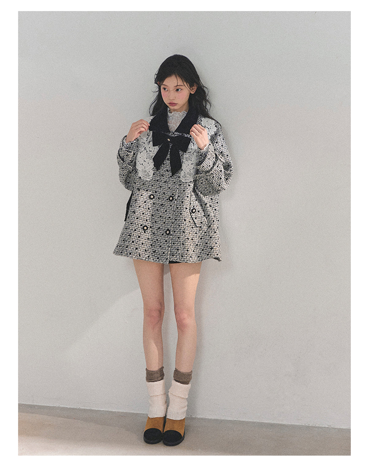 少也眼 “Soft-Focused Moment” Black Tweed Lace Jacket 975642