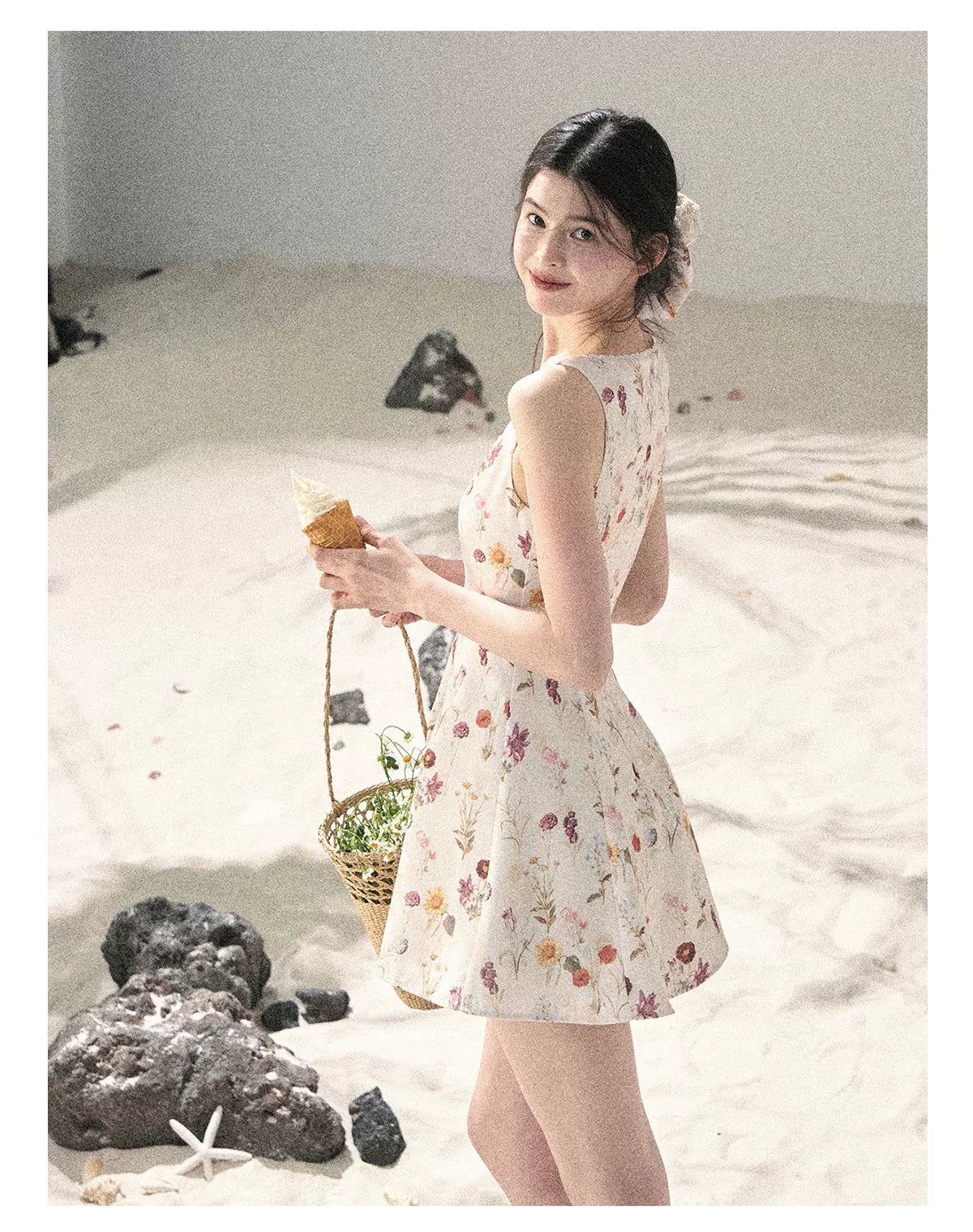 "Chamomile Summer" Dutch Cheese Floral Lace Pinafore Mini Dress 46345