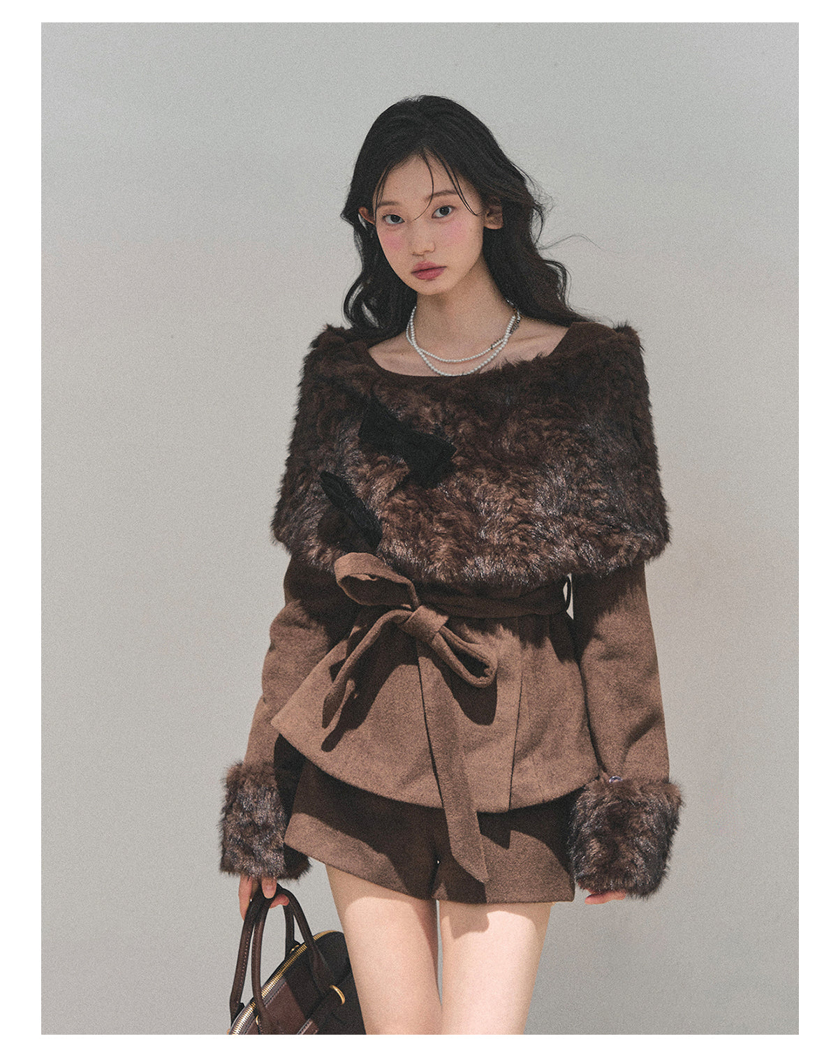 少也眼 “Drifting Through Her Dreams” – Winter Luxe Three-Piece Cape Set - Chestnut Brown 8746513