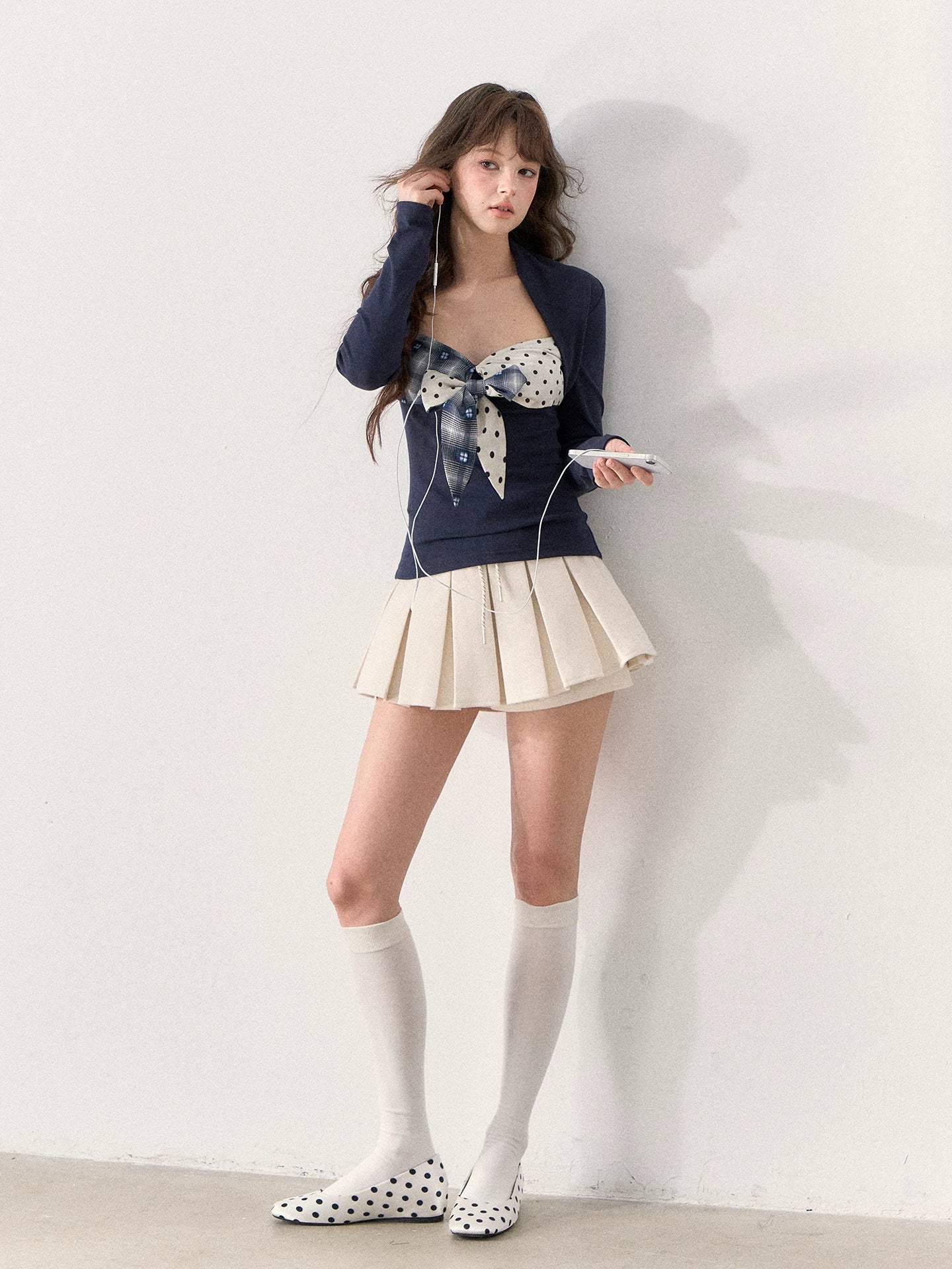 [TMMG] French Retro Polka Dot Plaid Bow Fitted T-Shirt (Deep Navy)