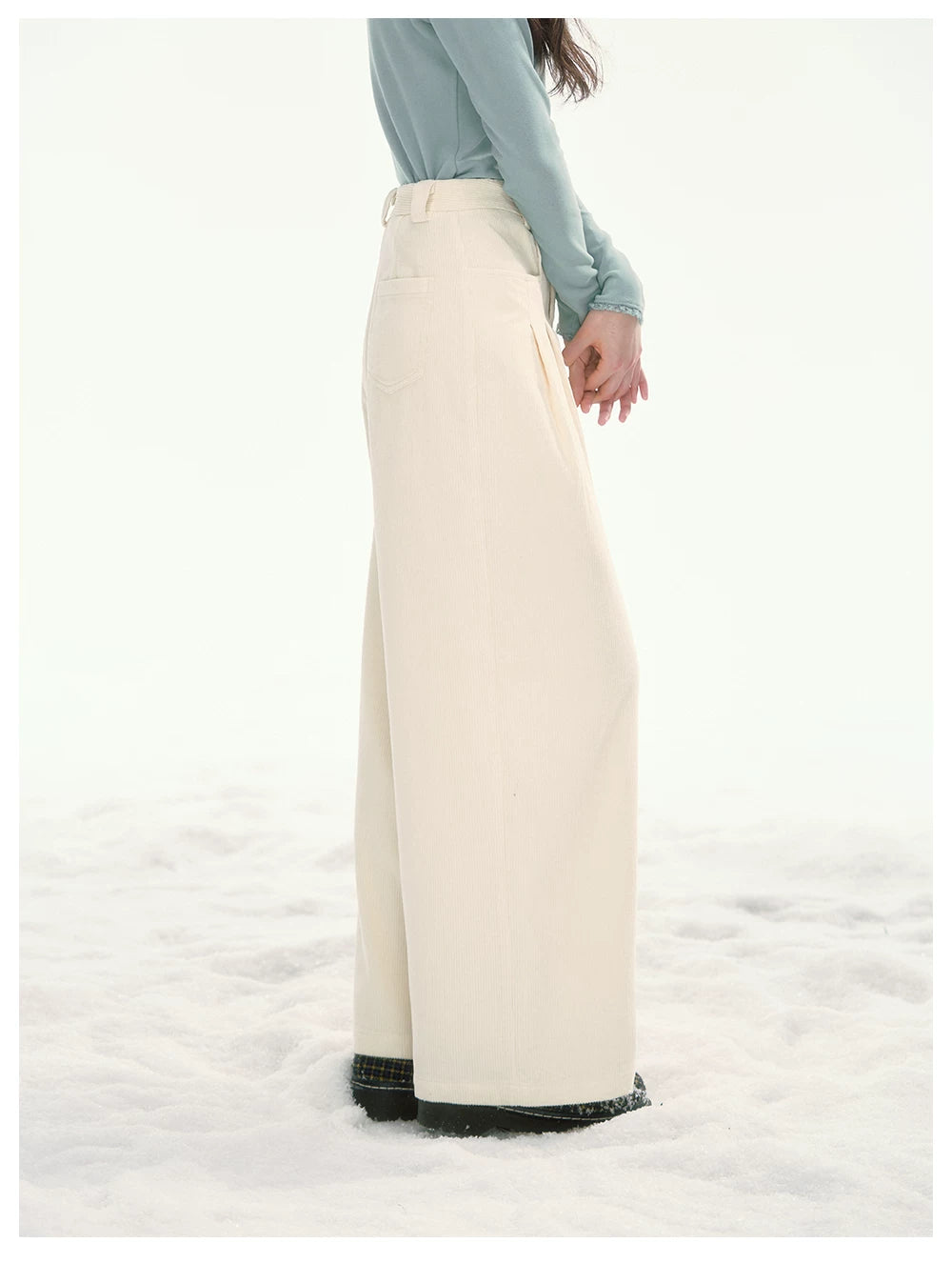 CANSTORE - "Bean Paste & White Peach" Ivory Corduroy Wide-Leg Trousers