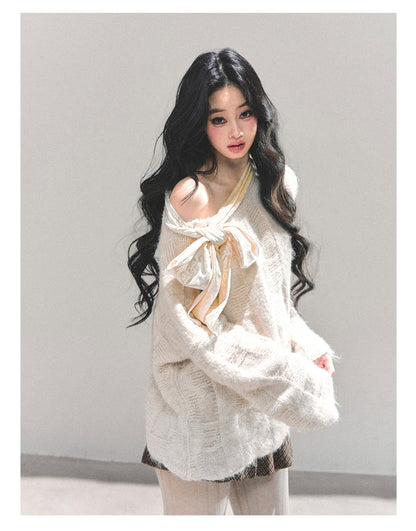 少也眼 "She Walks Through Morning" Bow-Knit Off-Shoulder Sweater - Almond Beige 58634584