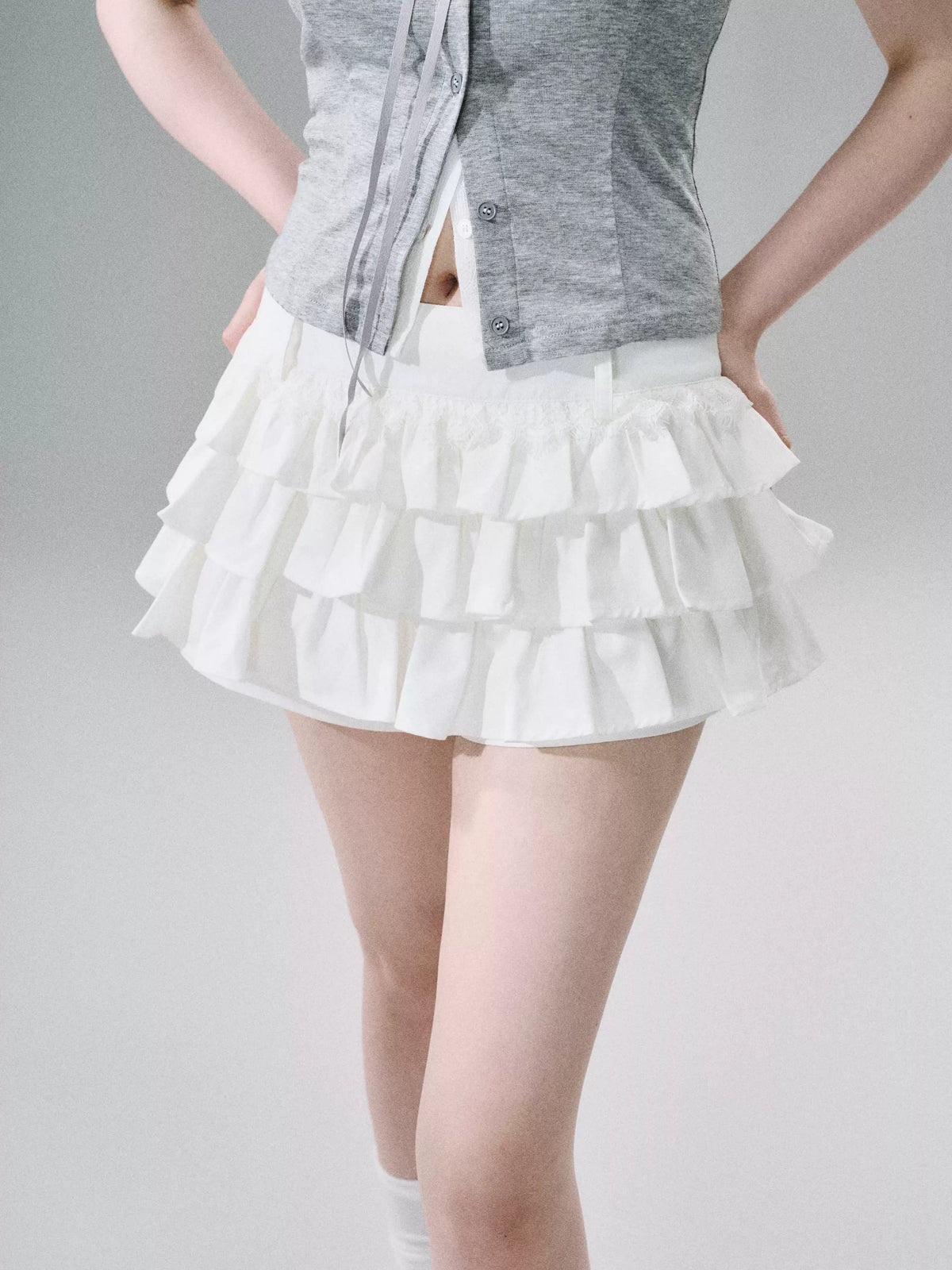 LOST FOREST - White Cotton Ruffle Utility Skirt