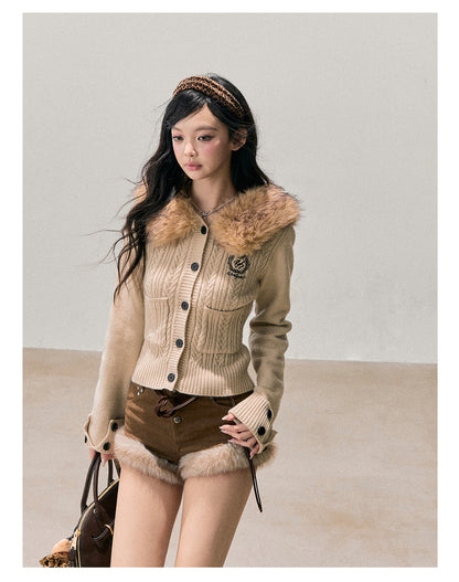 少也眼 “Silent Snowfall” Faux-Fur Collar Knit Cardigan 54639846