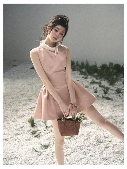 少也眼 “Satin Poise” Coral Pink French A-Line Dress 145