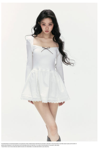 24olvides - Fitted Two-Tone Look Dress with Lace Hem and Bow Detail
