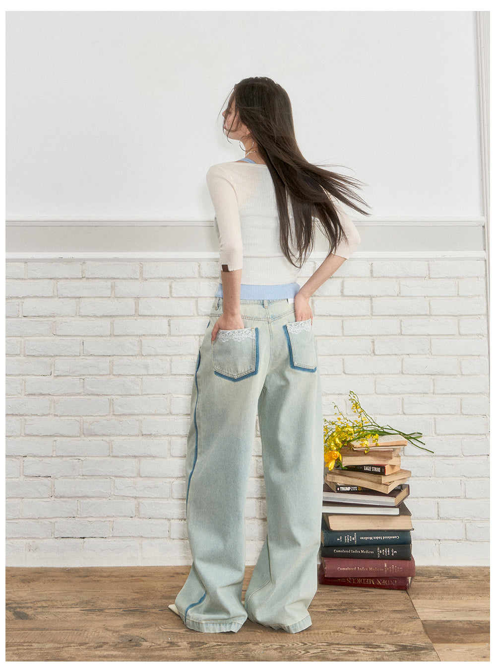 VIAPITTI - Lace Panel Straight-Leg Jeans (Light & Dark Blue)