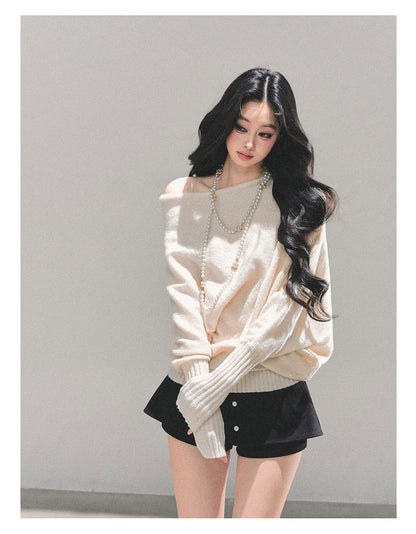 少也眼 “Soft Minimalism” Off-Shoulder Versatile Knit Top - White 6416515