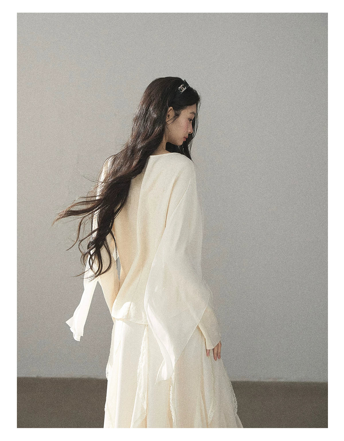 AOMALM - Layered Chiffon Shawl Top with Floral Detail