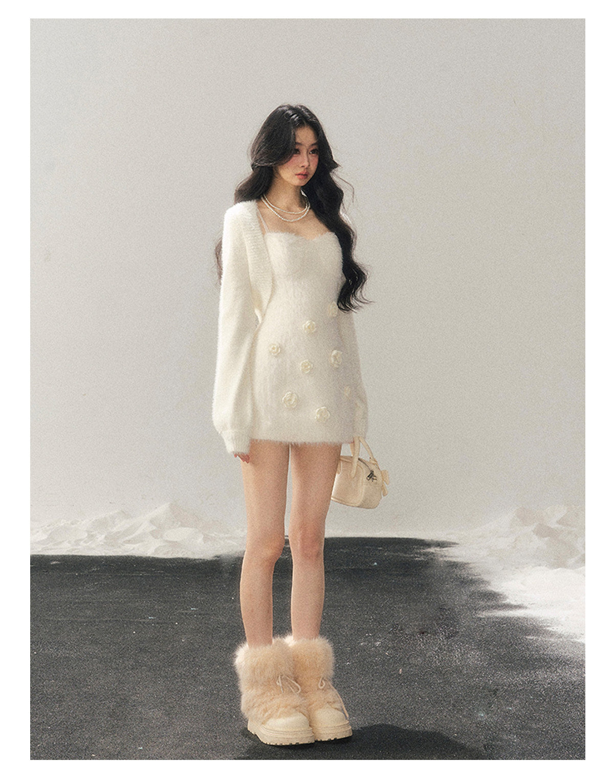少也眼 "She Steps Through Frostlight" French 3D Floral Faux Mink Mini Dress - Camellia White