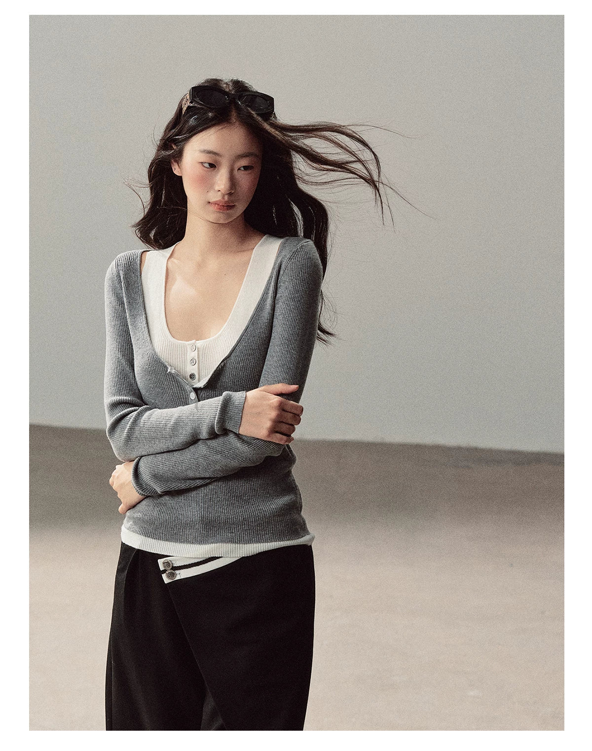 AOMALM - Korean U-Neck Faux Layered Knit Top