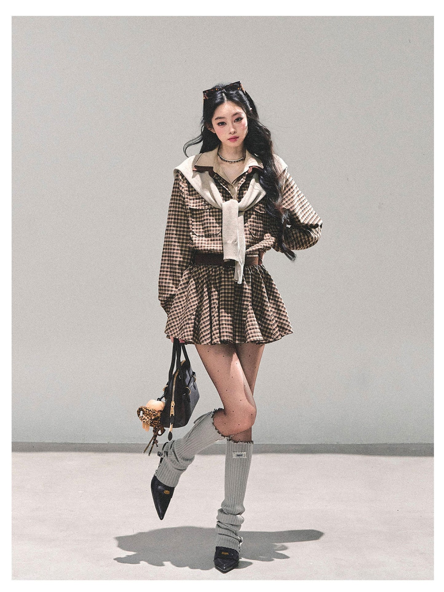 少也眼 “She Walked Through Yesterday" Coffee Layered Dress
