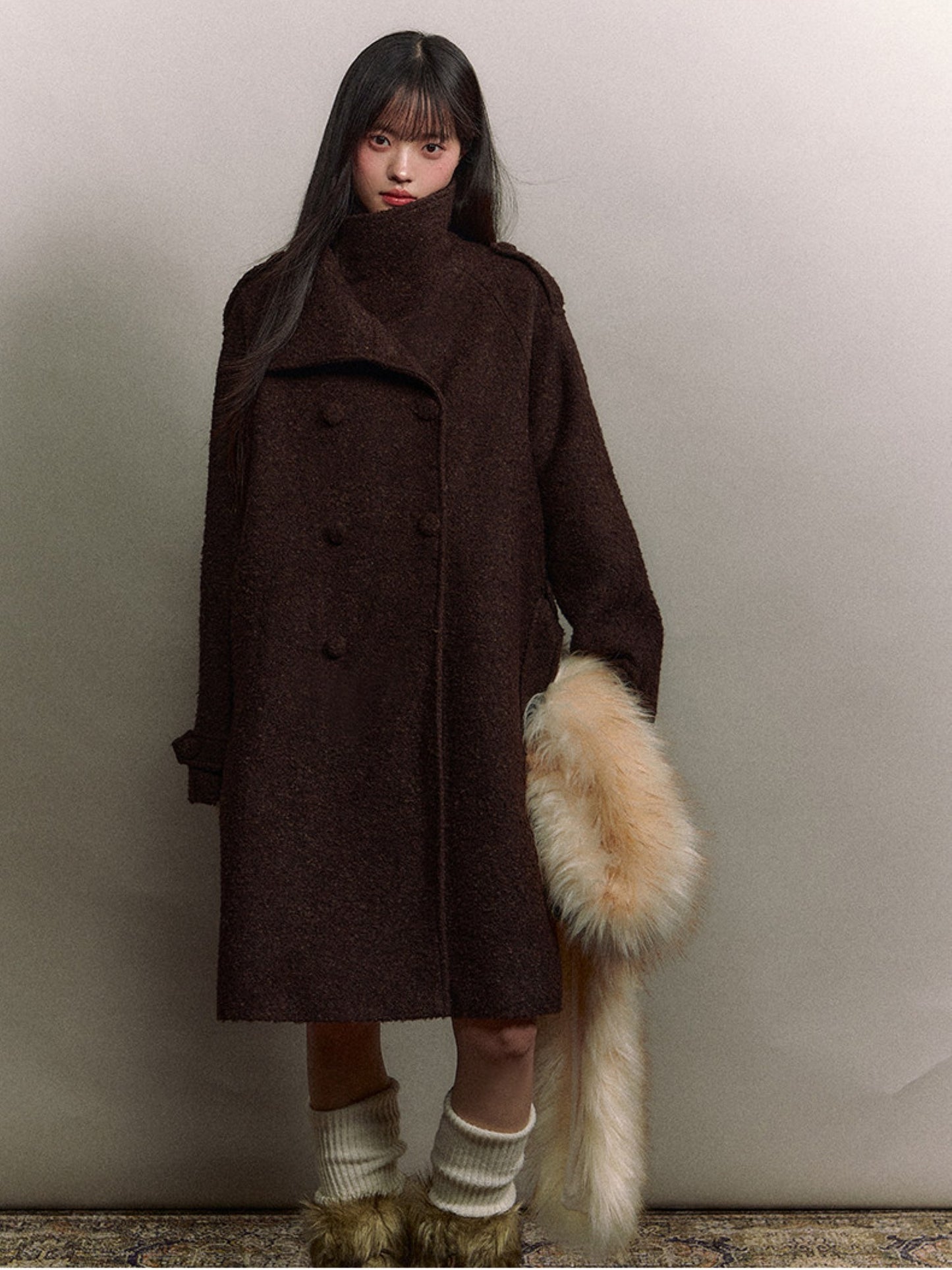 Soote Season - Deep Roast Brown Korean-Inspired Lady Collar Bouclé Long Wool Coat