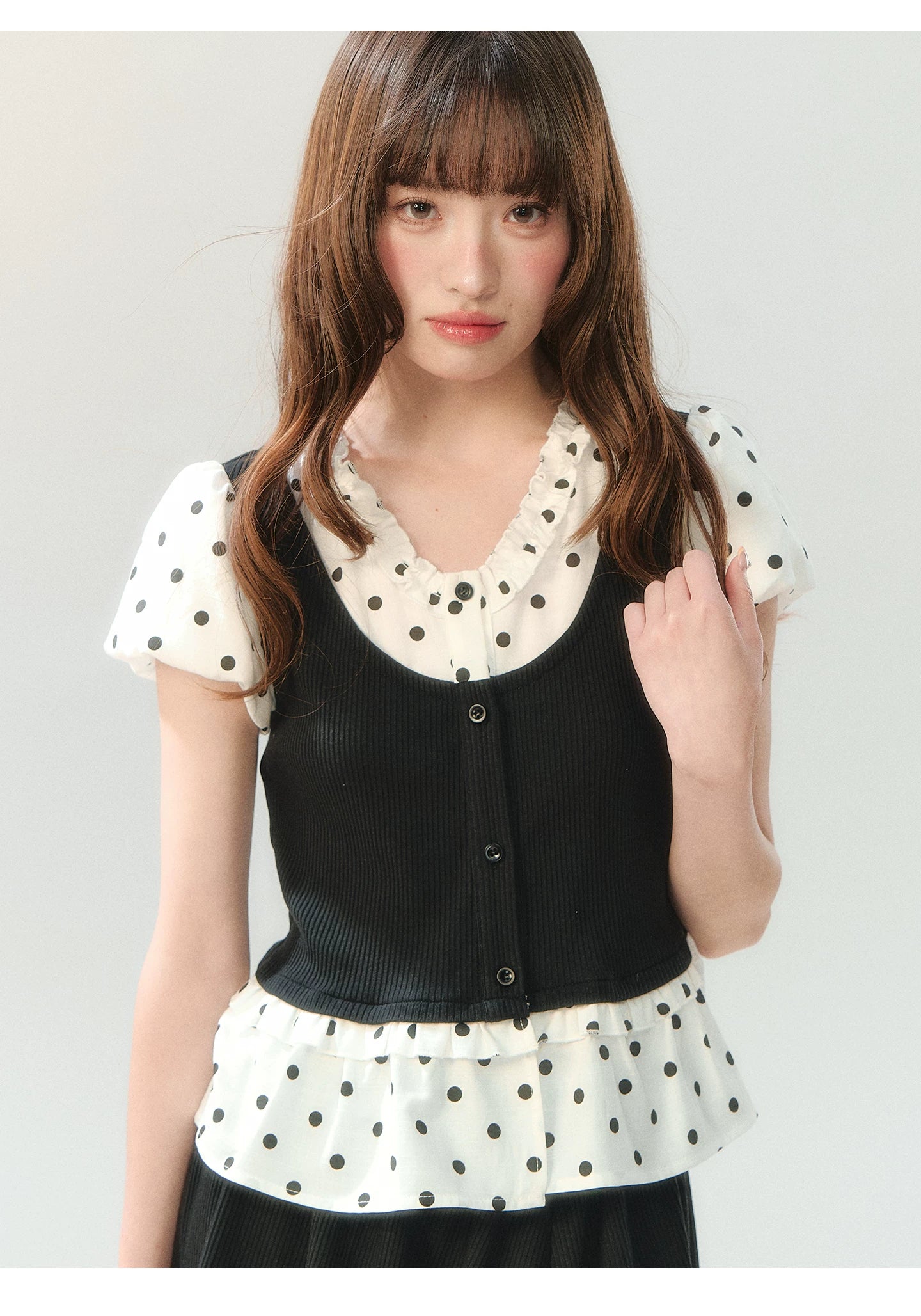 "Black Tea & Cream" Polka Dot Two-Piece Skirt Set SH2026202