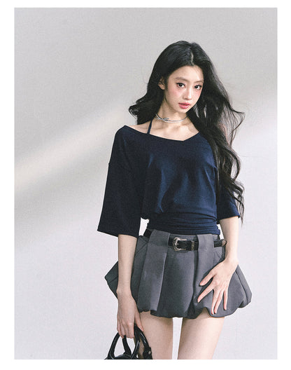 少也眼 “Smart Relax” Asymmetric Halter Short Tee - Navy