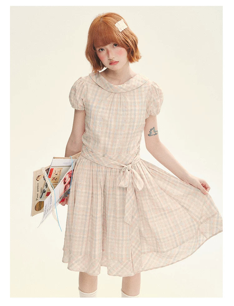 "Showa Girl" Vintage Plaid Floral Print Peter Pan Collar Bow Waist-Defined A-Line Dress