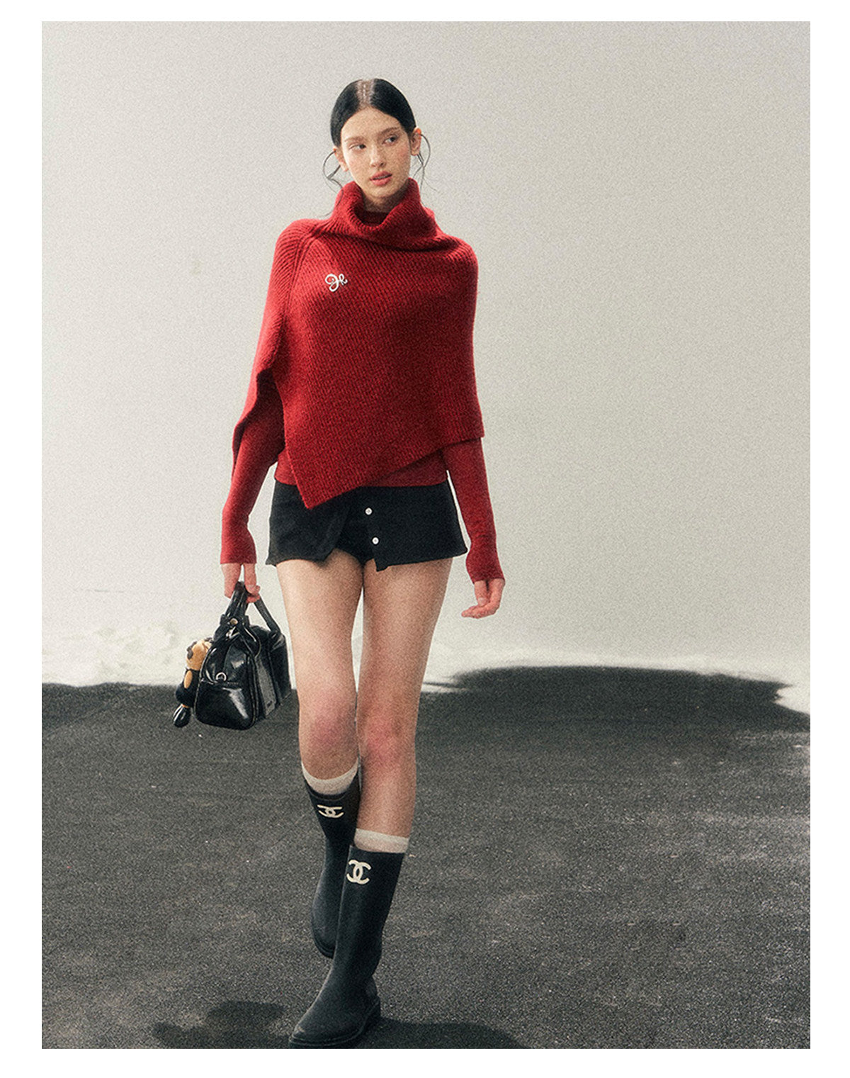 181225 "Late Autumn Ginkgo" Burgundy High-Neck Knit Cape Set