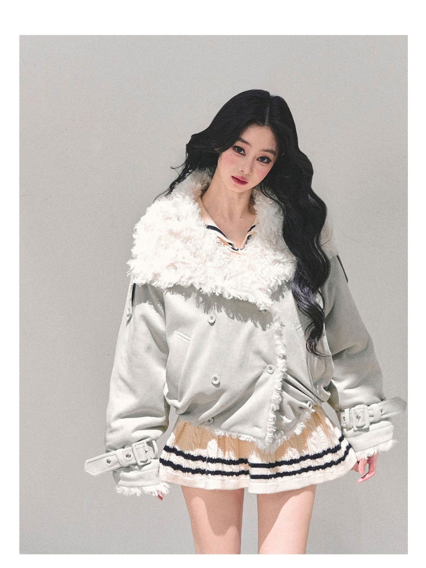 少也眼 "Velveted Winter" Cozy Shearling Fleece Jacket - Light Gray