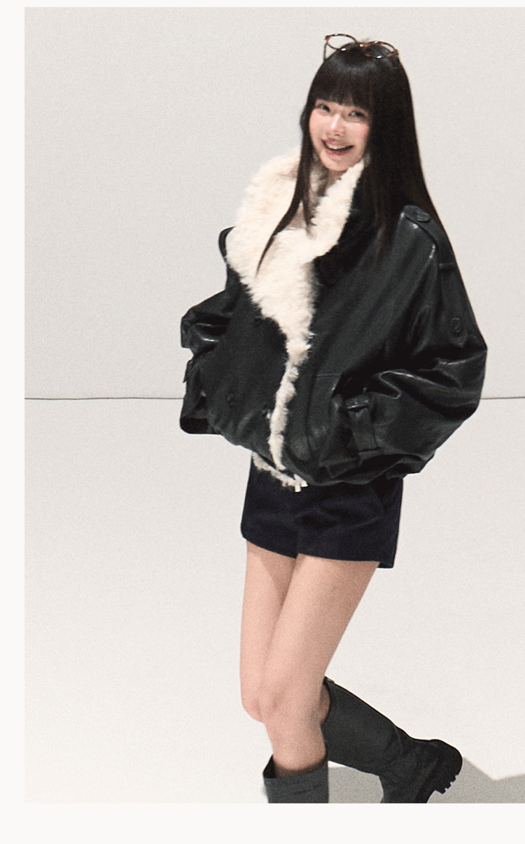 OAKMOO/ "A Night Under the Osmanthus Tree" Rich Black Lambswool-Trimmed Cropped Leather Jacket (Rich Black / Hazel Khaki)