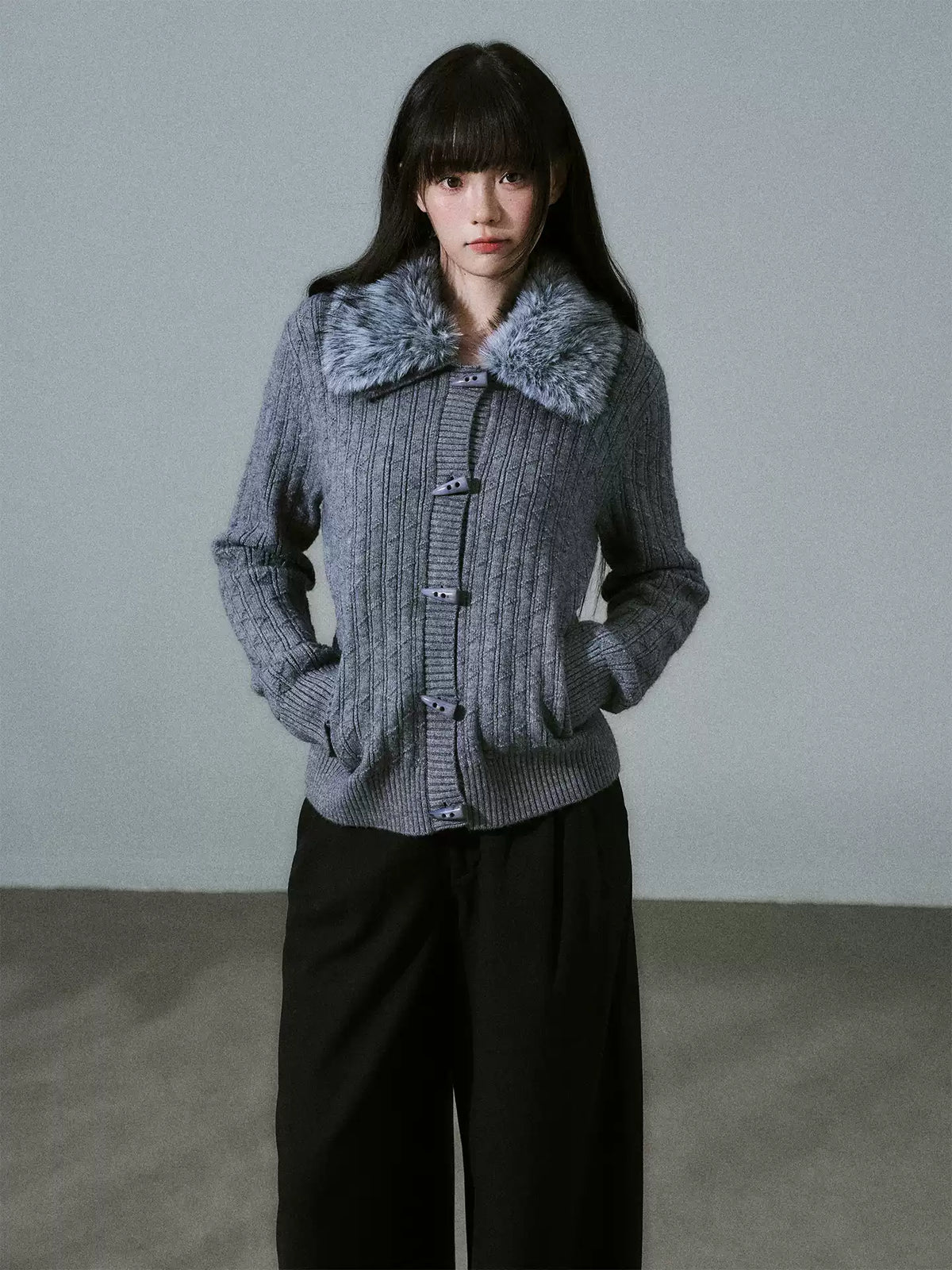 LOST FOREST - Gray Detachable Faux-Fur Collar Toggle Cardigan