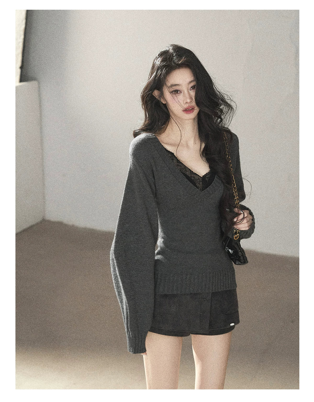 AOMALM - "Flowing River" Charcoal Gray V-Neck Ribbed Knit Sweater