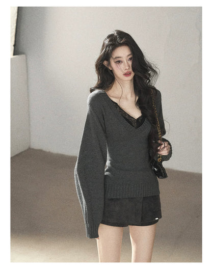 AOMALM - "Flowing River" Charcoal Gray V-Neck Ribbed Knit Sweater