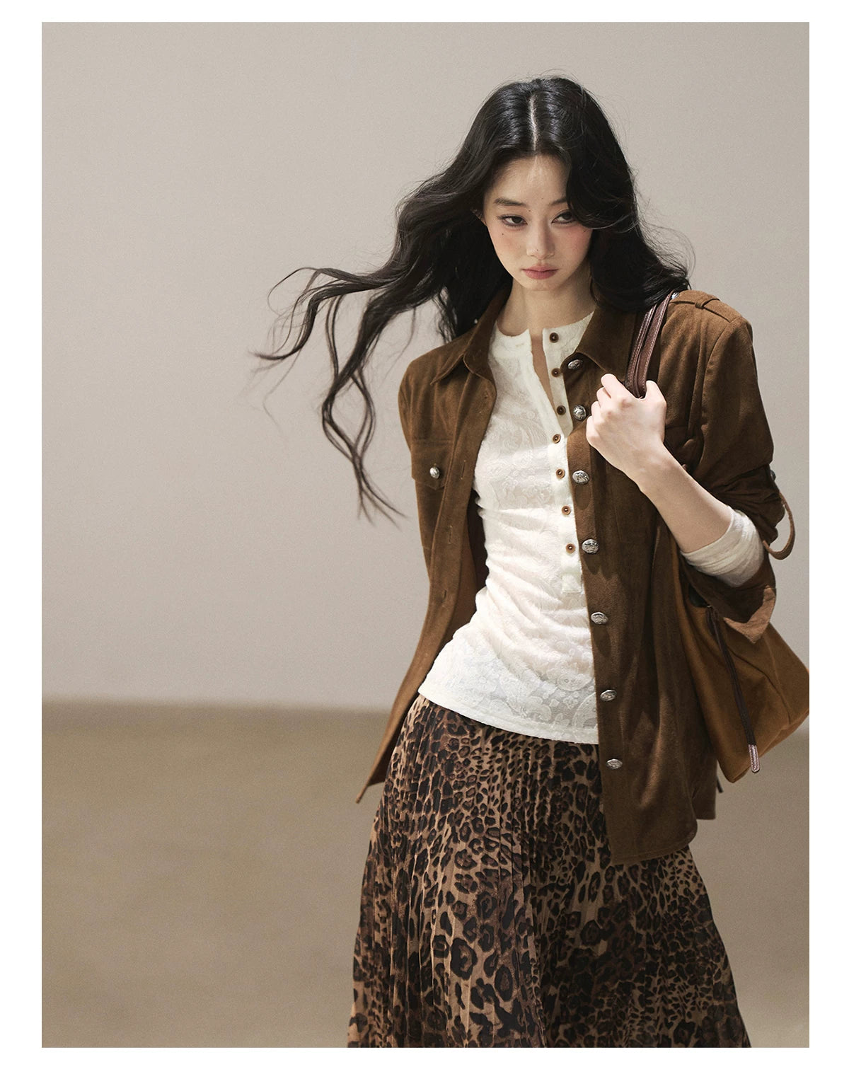 AOMALM - "Clear Lines" Long-Sleeve Finger-Hole Flared Sleeve Knit Top