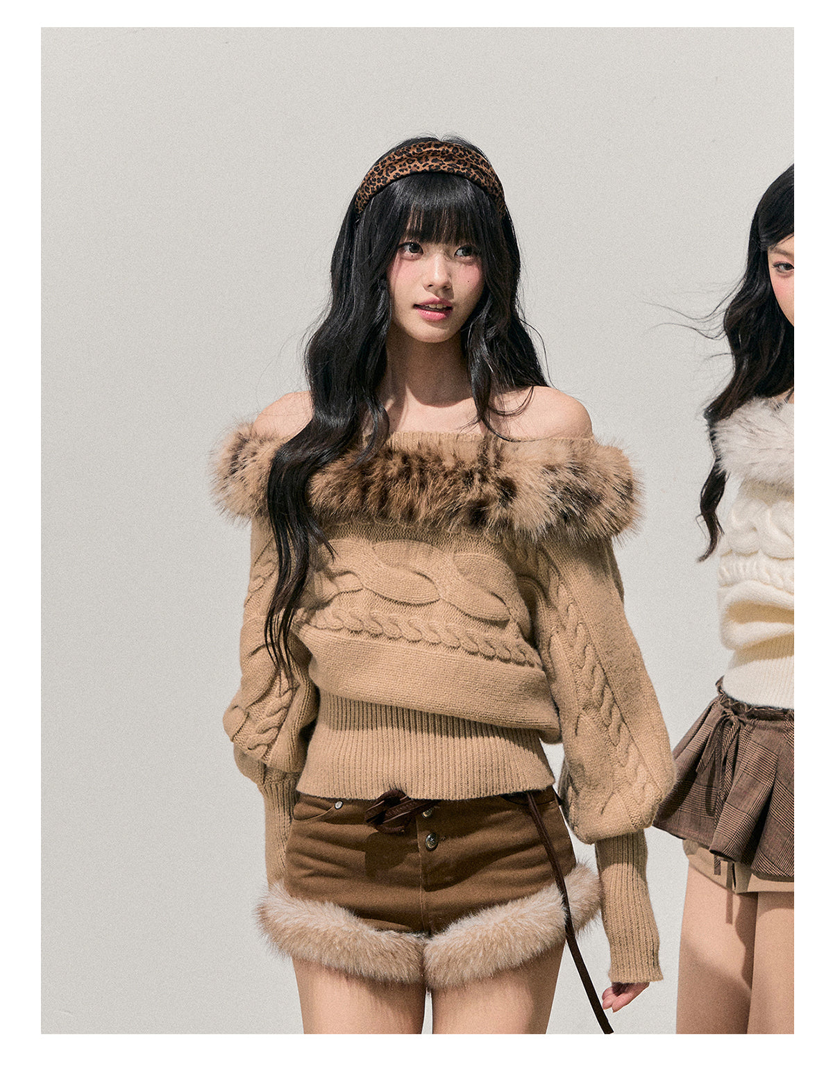 少也眼 “Tea-Scented Dusk” Off-Shoulder Mohair Sweater with Detachable Fur Trim 168459846