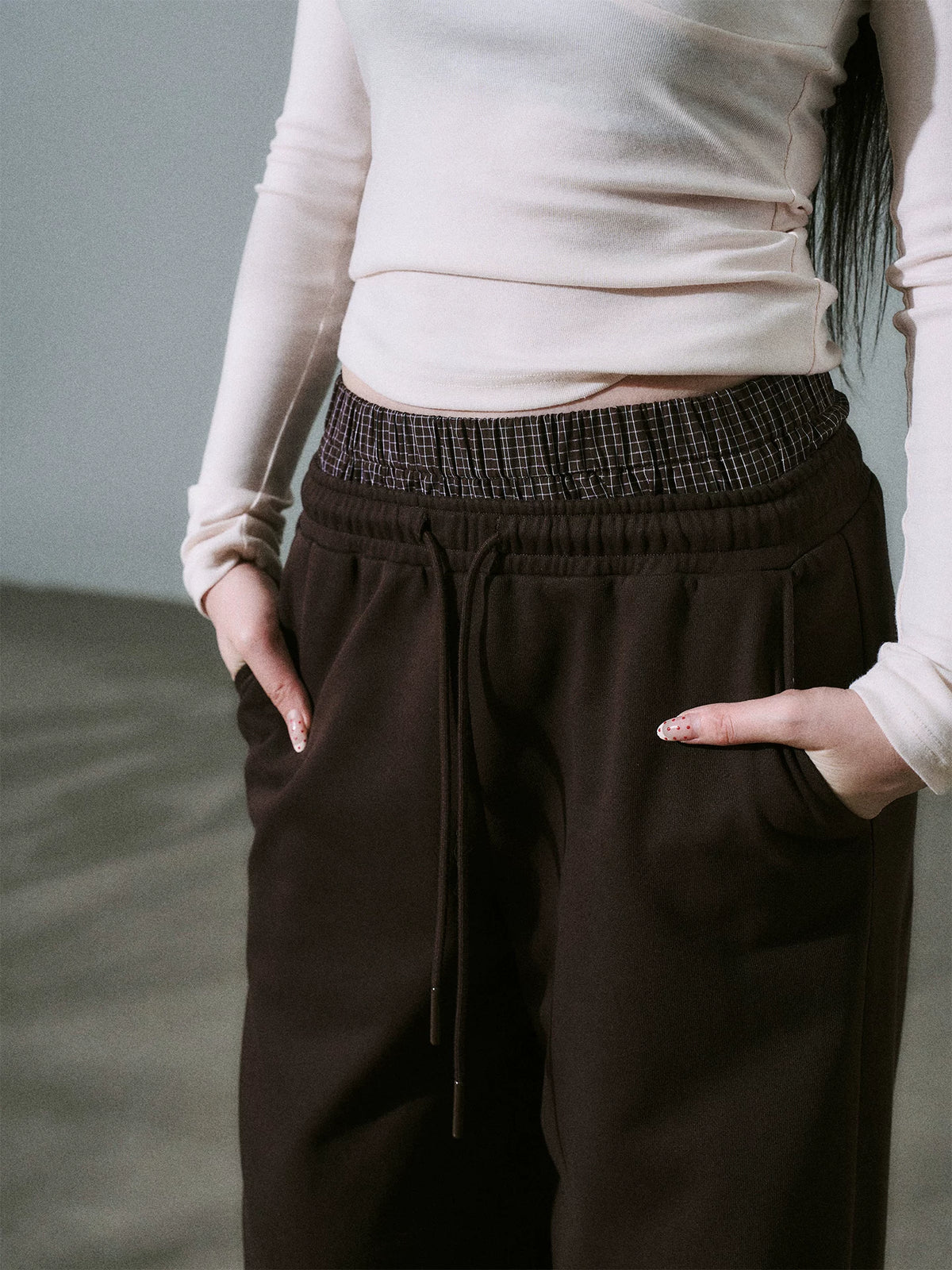 LOST FOREST - Heavyweight Cotton Low-Rise Wide-Leg Sweatpants (Dark Brown / Milk Tea)